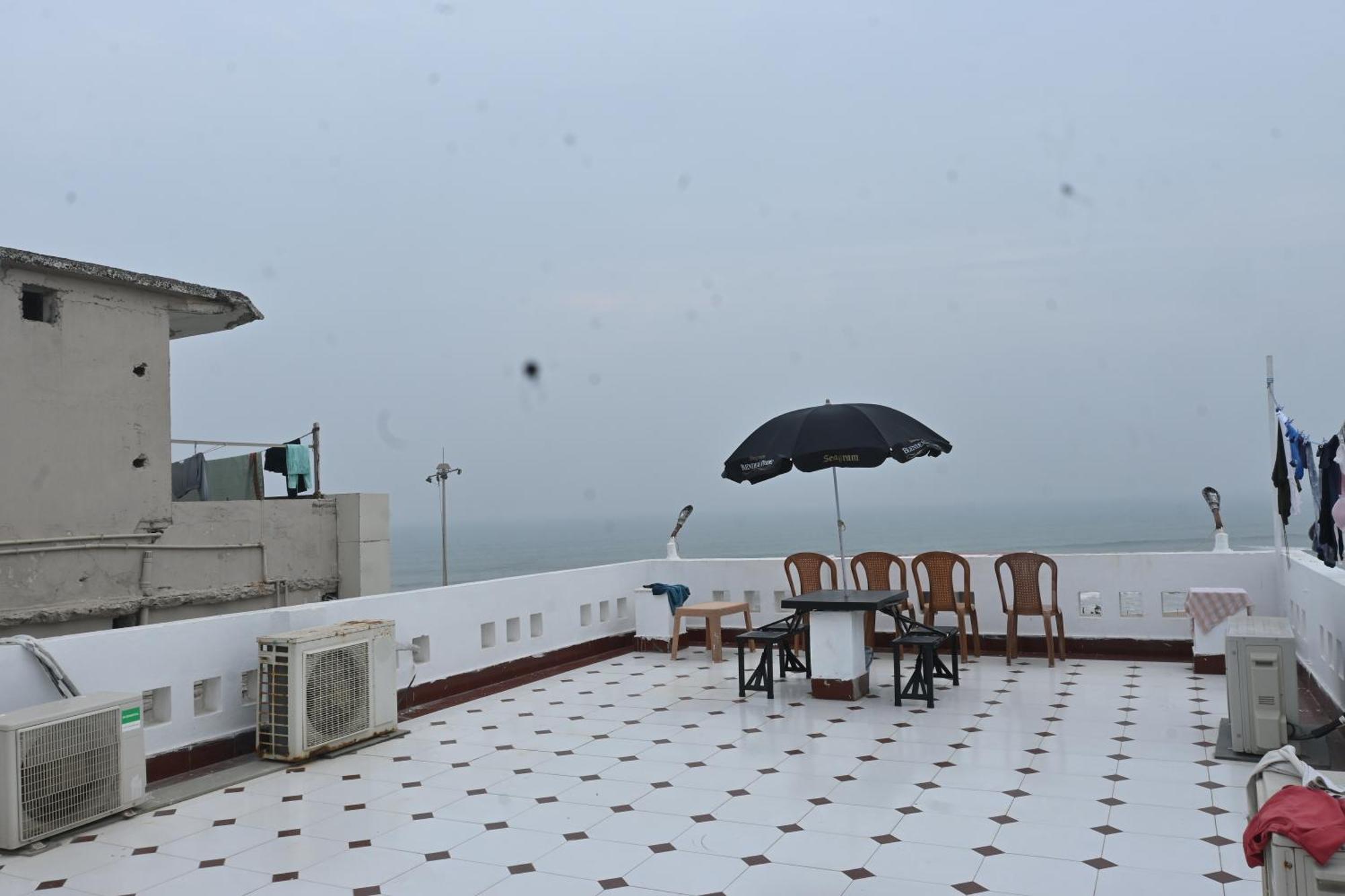 Hotel The Finch Puri Dış mekan fotoğraf
