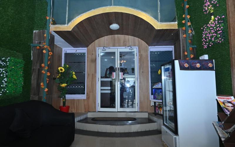 Hotel The Finch Puri Dış mekan fotoğraf